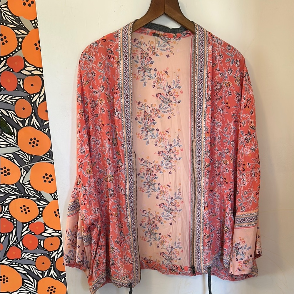 Free People Floral Kimono Cardigan in Pink and Blue size M/L